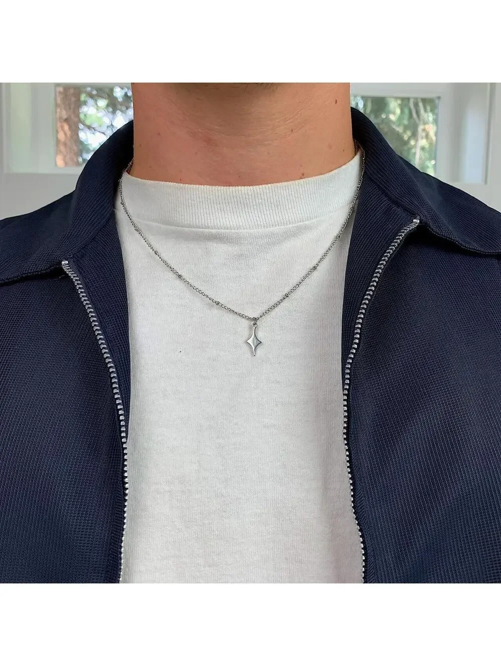 Cyber Y2k grunge silver star opium necklace. Cool simple design. Chain is